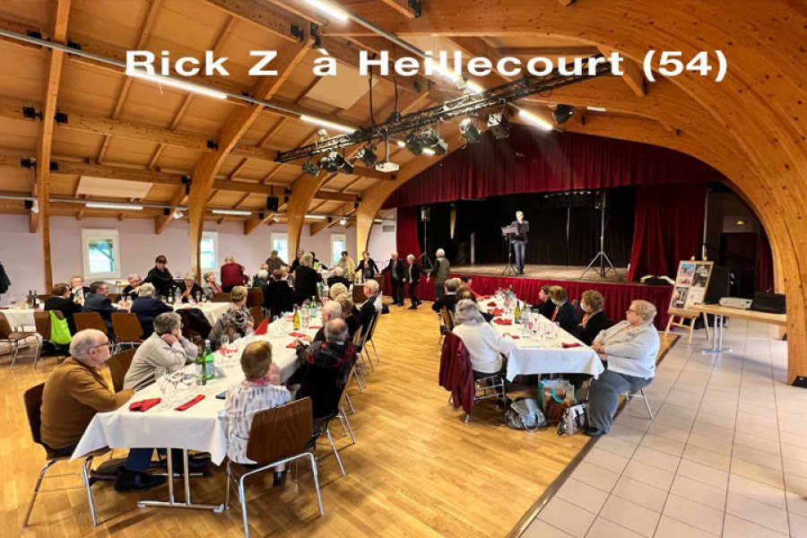 A Heillecourt (54) le public seniors est enthousiaste par la prestation de RICK Z